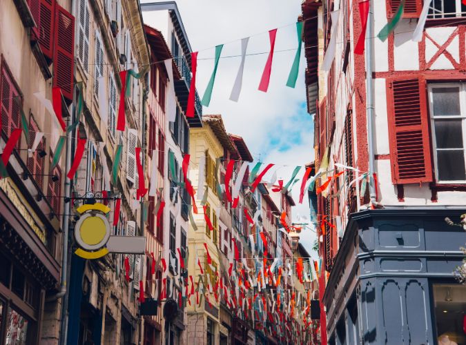 ville où s'installent les Anglais en France