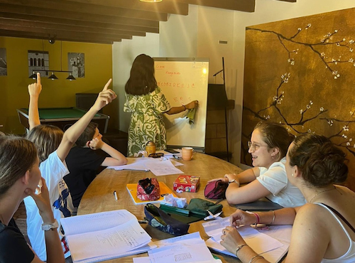 cours d'anglais à la French colo cours d'anglais en colonie de vacances